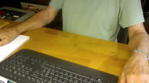 Snapshot of pomme1949 chatting on 10.03.25 pomme1949 online show from 10.03.25