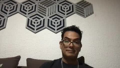 Snapshot of ponch974278 chatting on 05.25.26 ponch974278 online show from 05.25.26