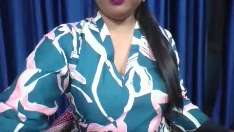 poojalady online show from 11.13.25