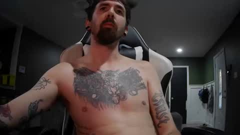 Snapshot of pooledeznuts chatting on 11.08.25 pooledeznuts online show from 11.08.25