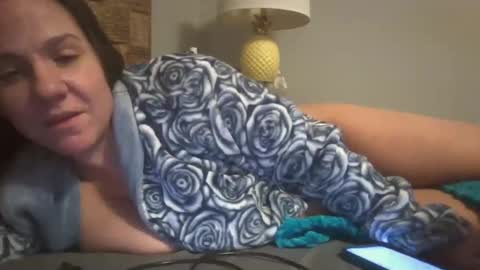 Snapshot of pooncahantits chatting on 01.09.25 Emily at Home online show from 01.09.25