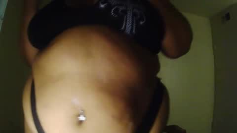 Snapshot of poppyprincess261371 chatting on 12.15.25 poppyprincess261371 online show from 12.15.25