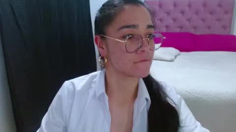 porcelainlux online show from 01.26.25