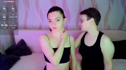 Ana and Tati online show from 09.28.25