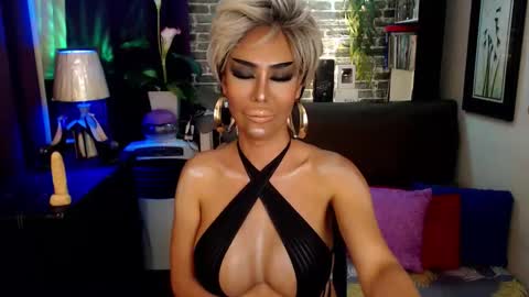 Snapshot of pornstardiva chatting on 03.09.26 DivaGray online show from 03.09.26