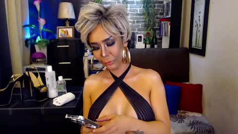 Snapshot of pornstardiva chatting on 06.03.26 DivaGray online show from 06.03.26