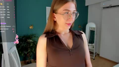 Elizabeth online show from 04.15.26