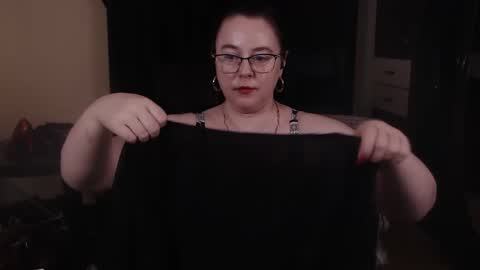 PoshMistres    online show from 12.08.24