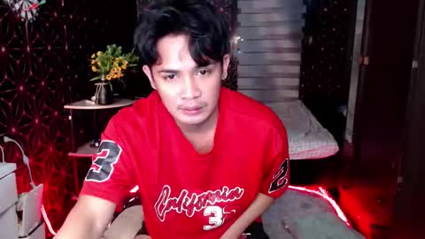 VEeeAsian online show from 09.14.25