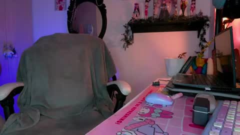 Snapshot of posigore chatting on 05.11.26 Anna Goth independient model online show from 05.11.26