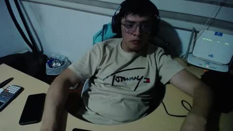 powerfulzeus2 online show from 11.29.25