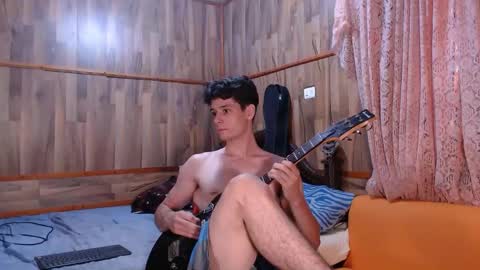 Snapshot of powertwinky chatting on 12.15.24 chris independent  online show from 12.15.24