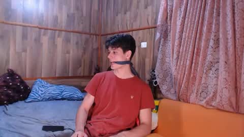 Snapshot of powertwinky chatting on 12.27.24 chris independent  online show from 12.27.24