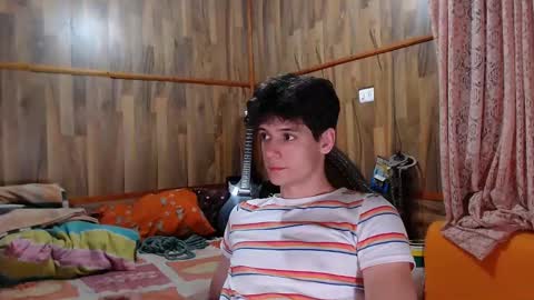 Snapshot of powertwinky chatting on 02.11.25 chris independent  online show from 02.11.25