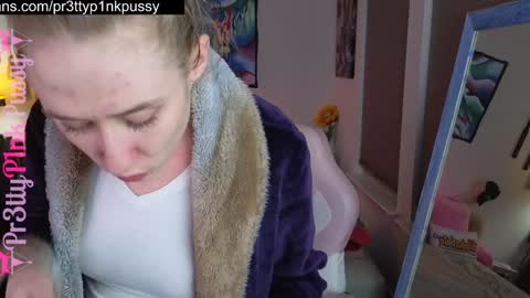 Snapshot of pr3ttyp1nkpussy chatting on 02.04.25 Evangeline Eva Darling online show from 02.04.25
