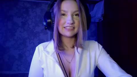 Snapshot of pr_in_cess_ chatting on 10.06.25 pr_in_cess_ online show from 10.06.25