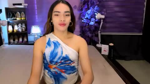 Snapshot of preciosa_banks69 chatting on 11.24.25 preciosa_banks69 online show from 11.24.25