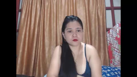 Snapshot of precious0088 chatting on 12.21.25 precious0088 online show from 12.21.25