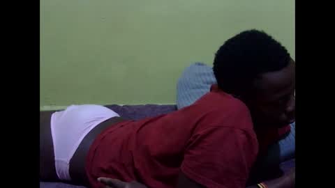 Snapshot of precious_nesh chatting on 11.27.25 precious_nesh online show from 11.27.25