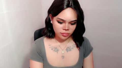 MAXXINE online show from 01.09.25