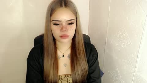 MAXXINE online show from 02.20.25