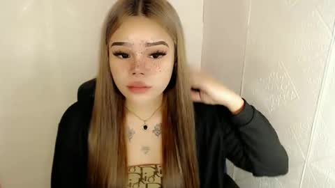 MAXXINE online show from 02.27.25