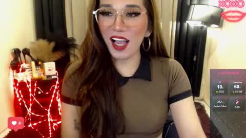 Snapshot of preciousrosedoll chatting on 11.03.25 Rosedoll online show from 11.03.25