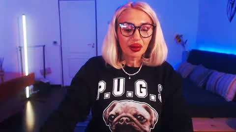 Victoria online show from 12.14.24