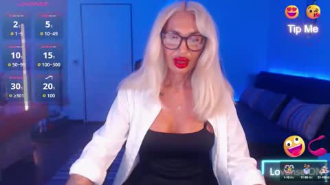 Victoria online show from 09.11.25