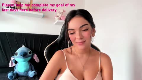 Snapshot of pregnant_sweet1 chatting on 01.09.25 Angelly online show from 01.09.25