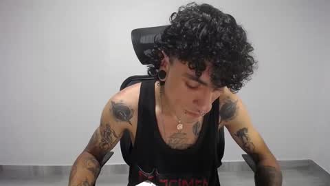 Plux online show from 02.26.25