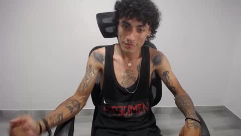 Plux online show from 02.26.25