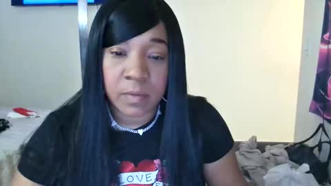 Yasmine pretty online show from 12.23.25