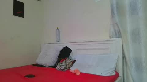 pretty__lisa online show from 02.17.26