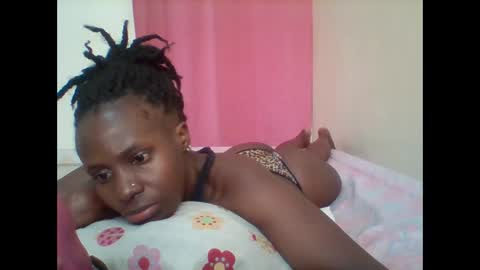 Snapshot of pretty_darya chatting on 01.16.25 pretty_darya online show from 01.16.25