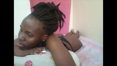 Snapshot of pretty_darya chatting on 01.17.25 pretty_darya online show from 01.17.25