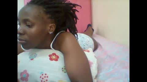 Snapshot of pretty_darya chatting on 01.23.25 pretty_darya online show from 01.23.25