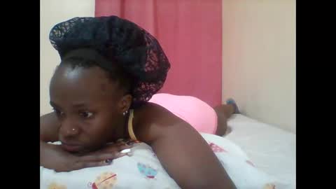 Snapshot of pretty_darya chatting on 01.25.25 pretty_darya online show from 01.25.25