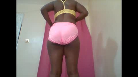 Snapshot of pretty_darya chatting on 01.25.25 pretty_darya online show from 01.25.25