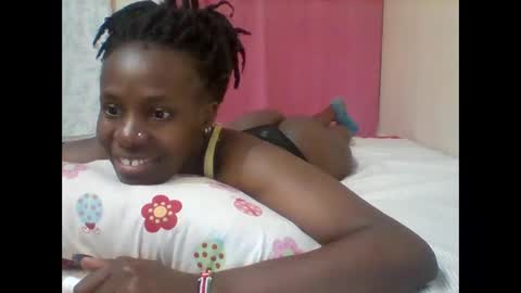 Snapshot of pretty_darya chatting on 01.25.25 pretty_darya online show from 01.25.25