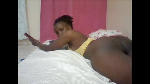 Snapshot of pretty_darya chatting on 01.25.25 pretty_darya online show from 01.25.25