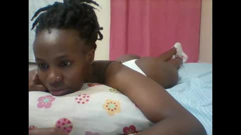 Snapshot of pretty_darya chatting on 01.29.25 pretty_darya online show from 01.29.25