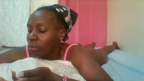 Snapshot of pretty_darya chatting on 02.08.25 pretty_darya online show from 02.08.25