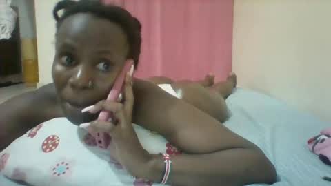 Snapshot of pretty_darya chatting on 02.23.25 pretty_darya online show from 02.23.25