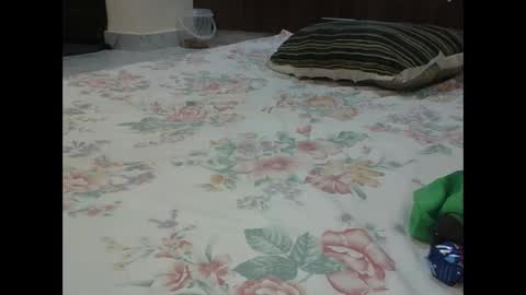 Snapshot of pretty_darya chatting on 10.23.25 pretty_darya online show from 10.23.25