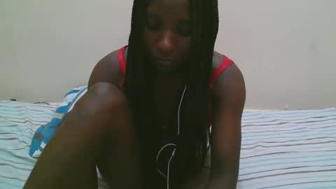 pretty online show from 02.21.26