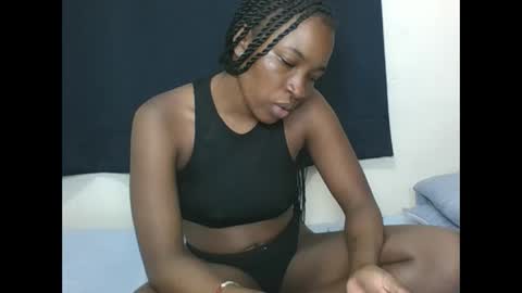 Snapshot of pretty_ebony2 chatting on 10.15.25 Anne online show from 10.15.25