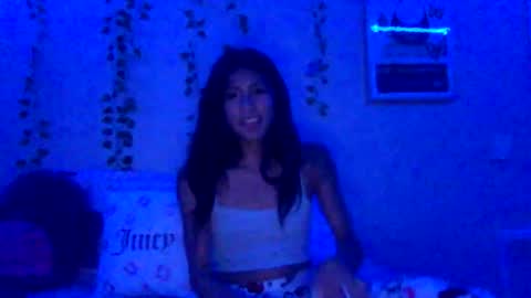 pretty_girl828687 online show from 10.15.25
