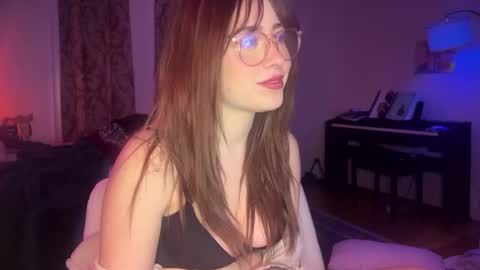 Snapshot of pretty_in_p1nk chatting on 01.21.25 Sophie  online show from 01.21.25