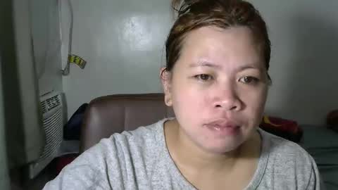 Snapshot of pretty_jenny30 chatting on 10.22.25 jenny online show from 10.22.25